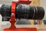 SVBONY SV555 アストログラフ。赤いリングとプレートに載せた鏡筒