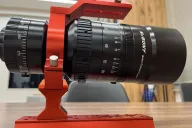 SVBONY SV555 アストログラフ。赤いリングとプレートに載せた鏡筒